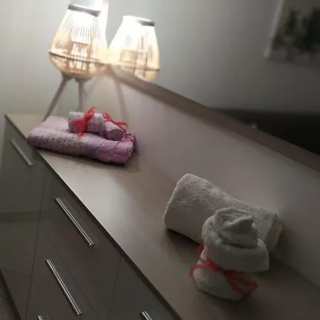 La Casa Nella Pineta - *