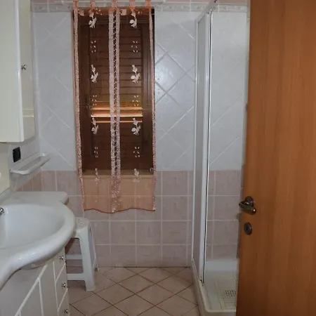 Apartment La Casa Nella Pineta -