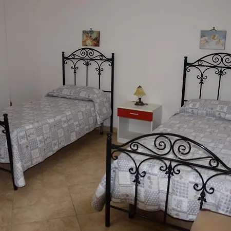 Apartment La Casa Nella Pineta -